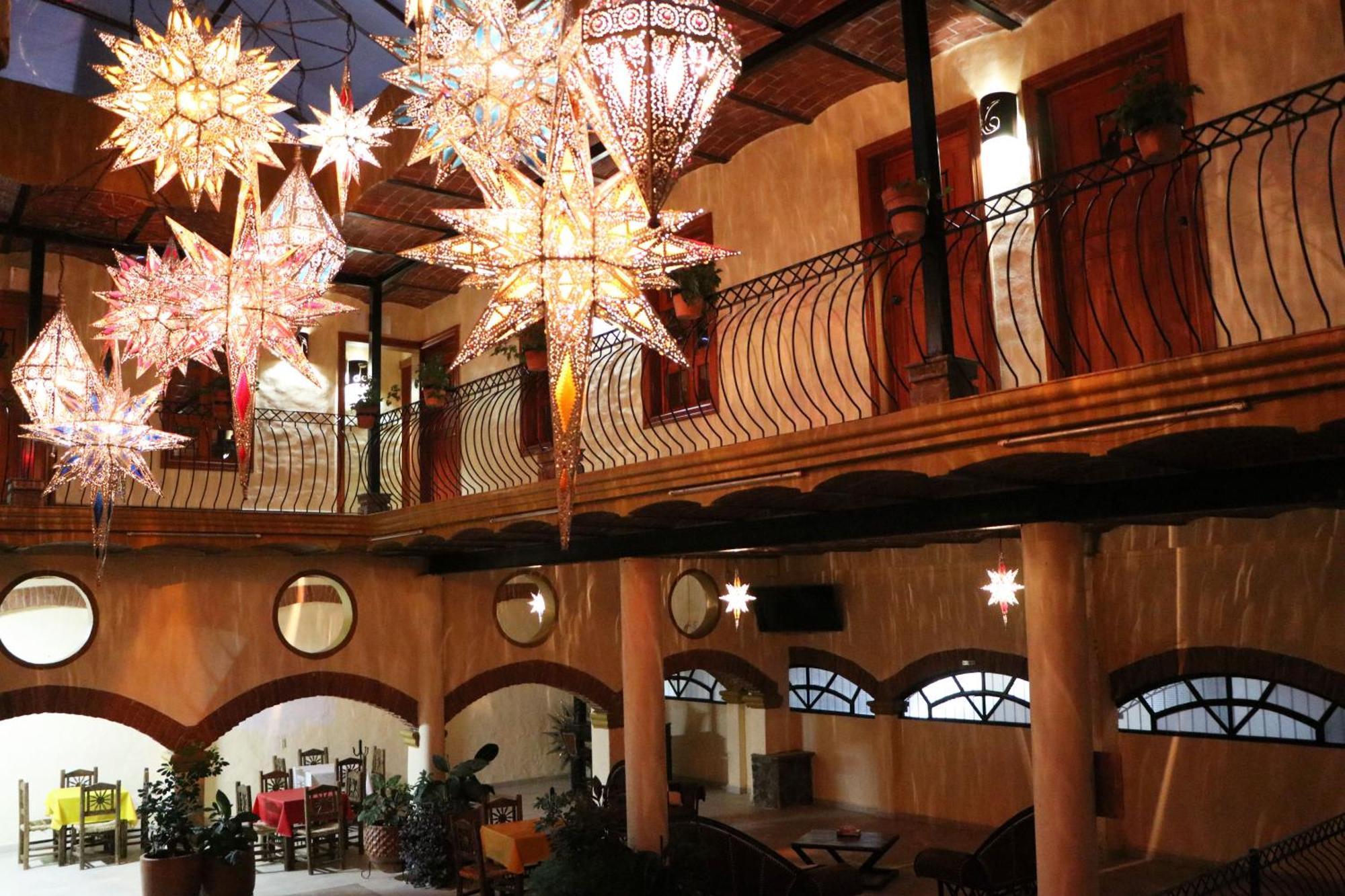 Hotel Castillo Santa Cecilia Тапальпа Экстерьер фото